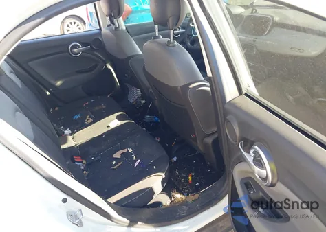 2016 Fiat 500X Easy z USA, uszkodzony, nr VIN ZFBCFXBT0GP330189